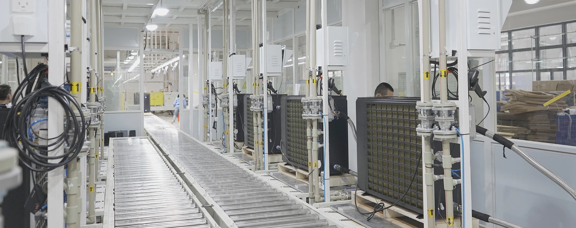 Swimming pool heat pump